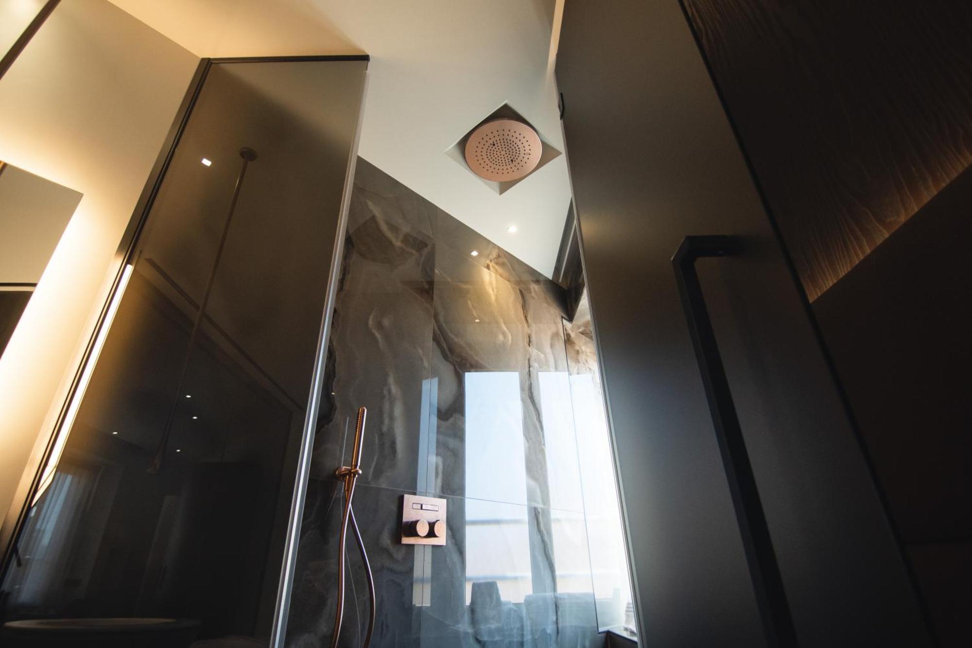 Tritone Luxury Suites Fontana Di Trevi Roma Exterior foto