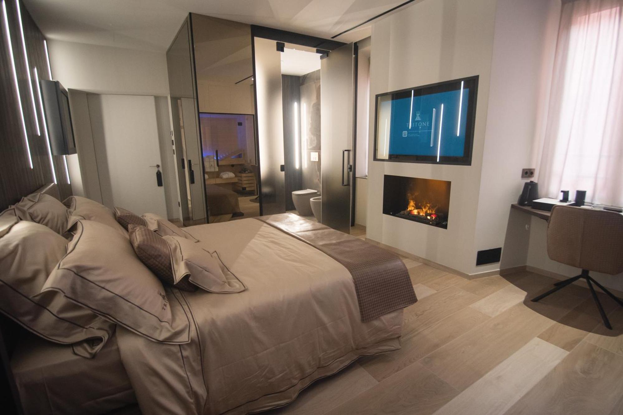 Tritone Luxury Suites Fontana Di Trevi Roma Exterior foto